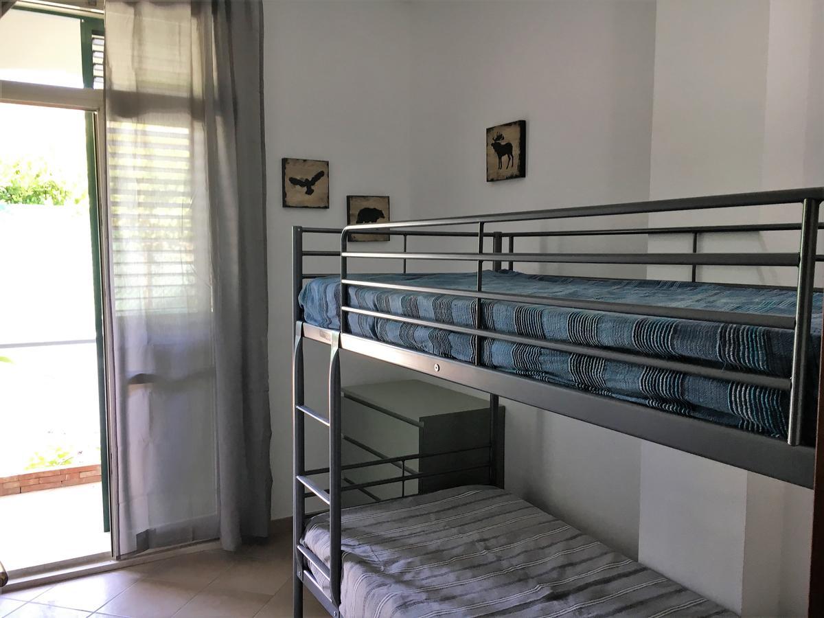Villa Del Falso Pepe อาโวลา ภายนอก รูปภาพ