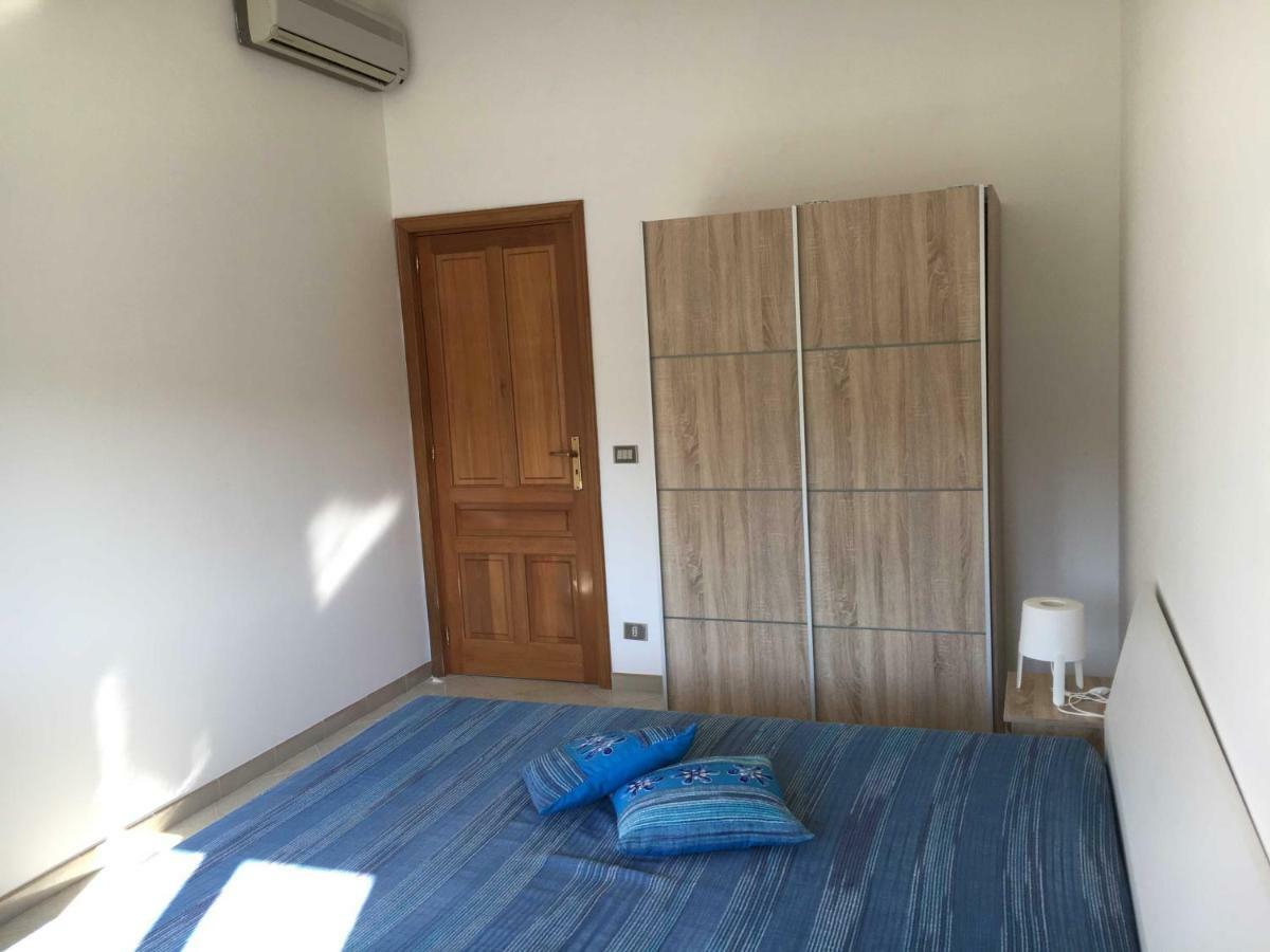Villa Del Falso Pepe อาโวลา ภายนอก รูปภาพ
